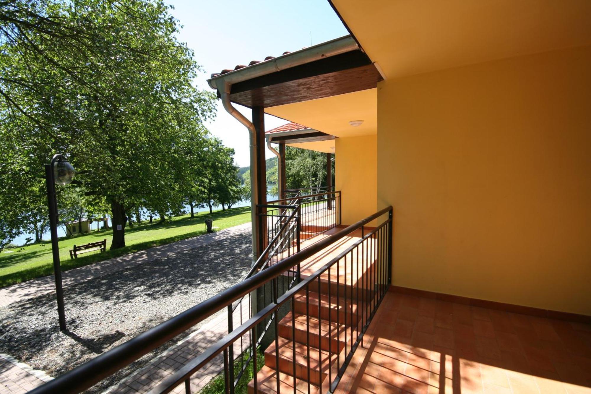 Resort Beach Nová Živohošť Křečovice Exterior foto